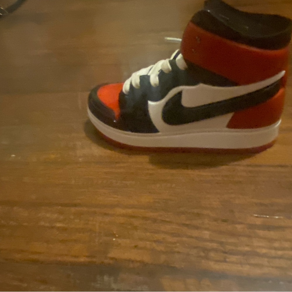 Jordan style Bluetooth speaker